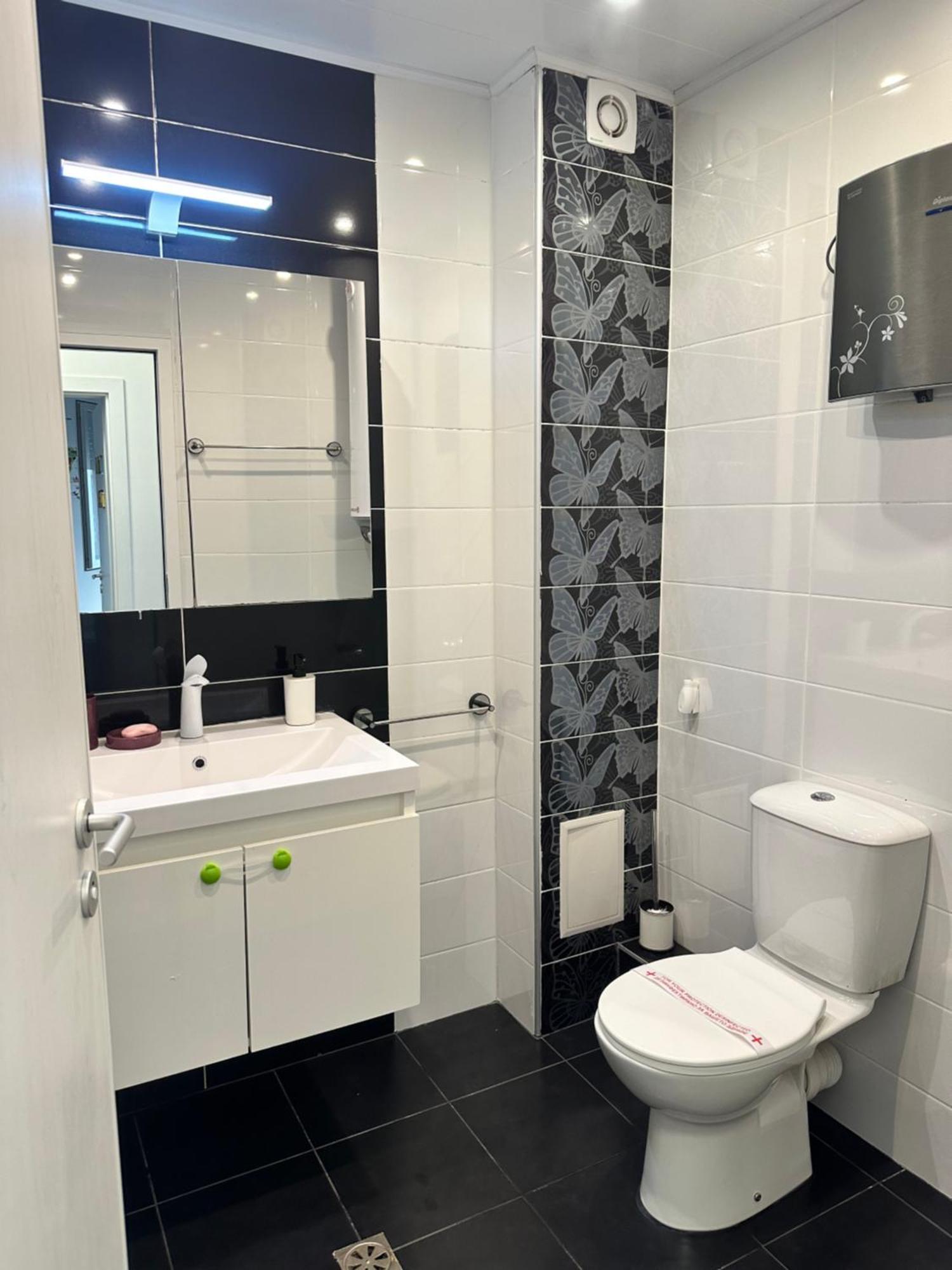 Briz Apartment; 2 Bdr; 6 Guests; Private Parking Βάρνα Εξωτερικό φωτογραφία