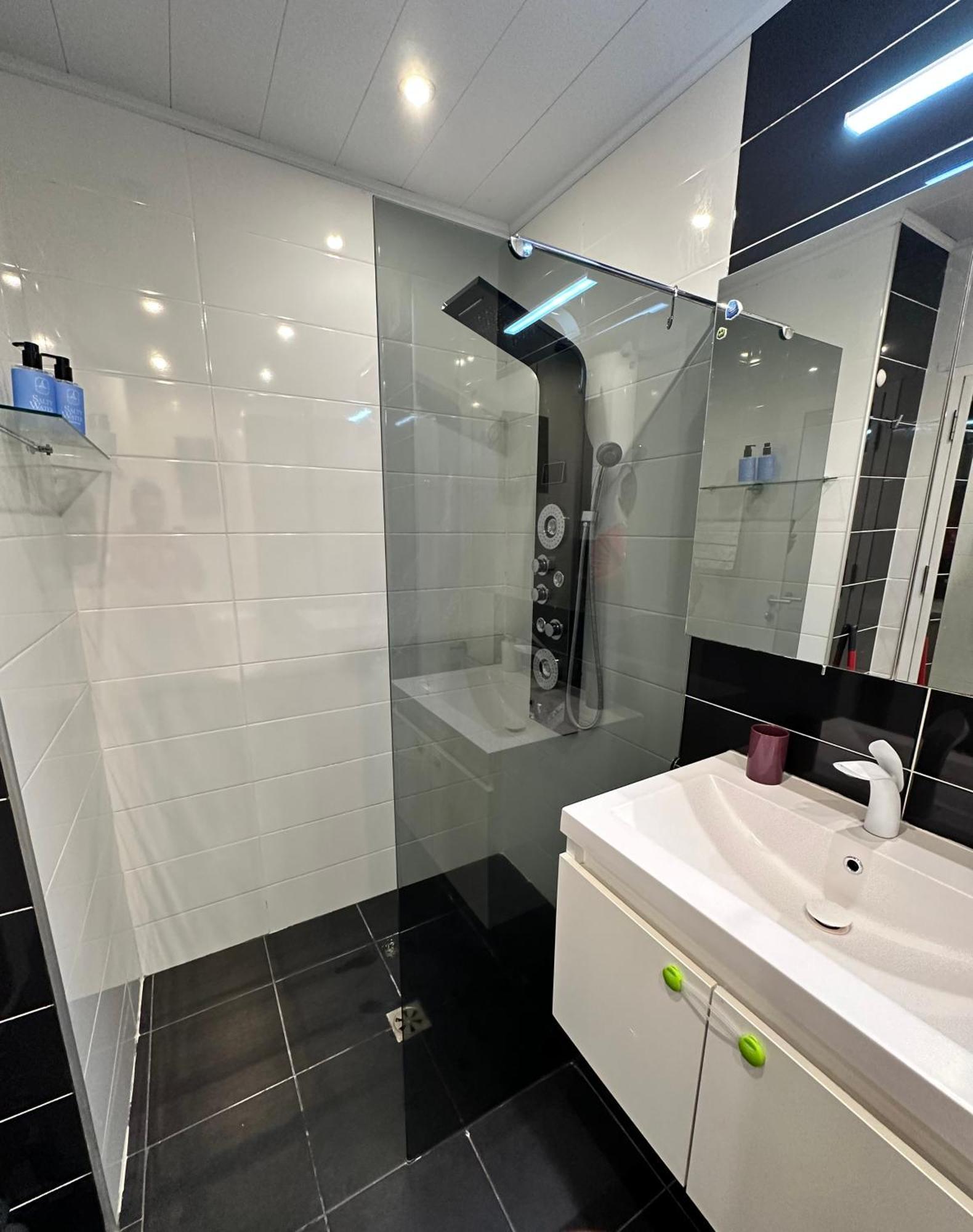 Briz Apartment; 2 Bdr; 6 Guests; Private Parking Βάρνα Εξωτερικό φωτογραφία